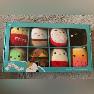 New Squishmallow Set of 8 - Free Gift with Purchase